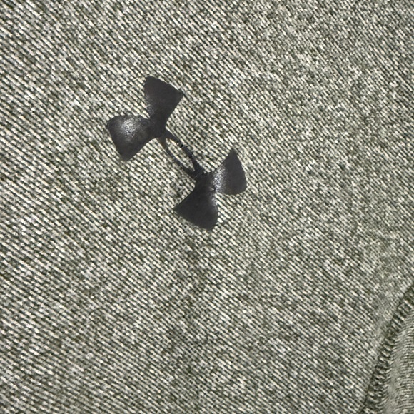 Under Armour Cold Gear Gray and Black Men's Hoodie Size Medium - Picture 4 of 6